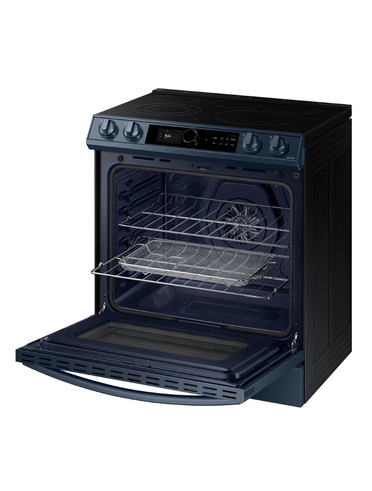 Cuisinière électrique encastrable 30 po. 6,3 pi³ avec convection Samsung BESPOKE NE63A8711QN/AC